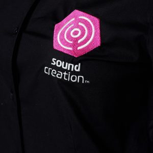 camasa brodata cu logo